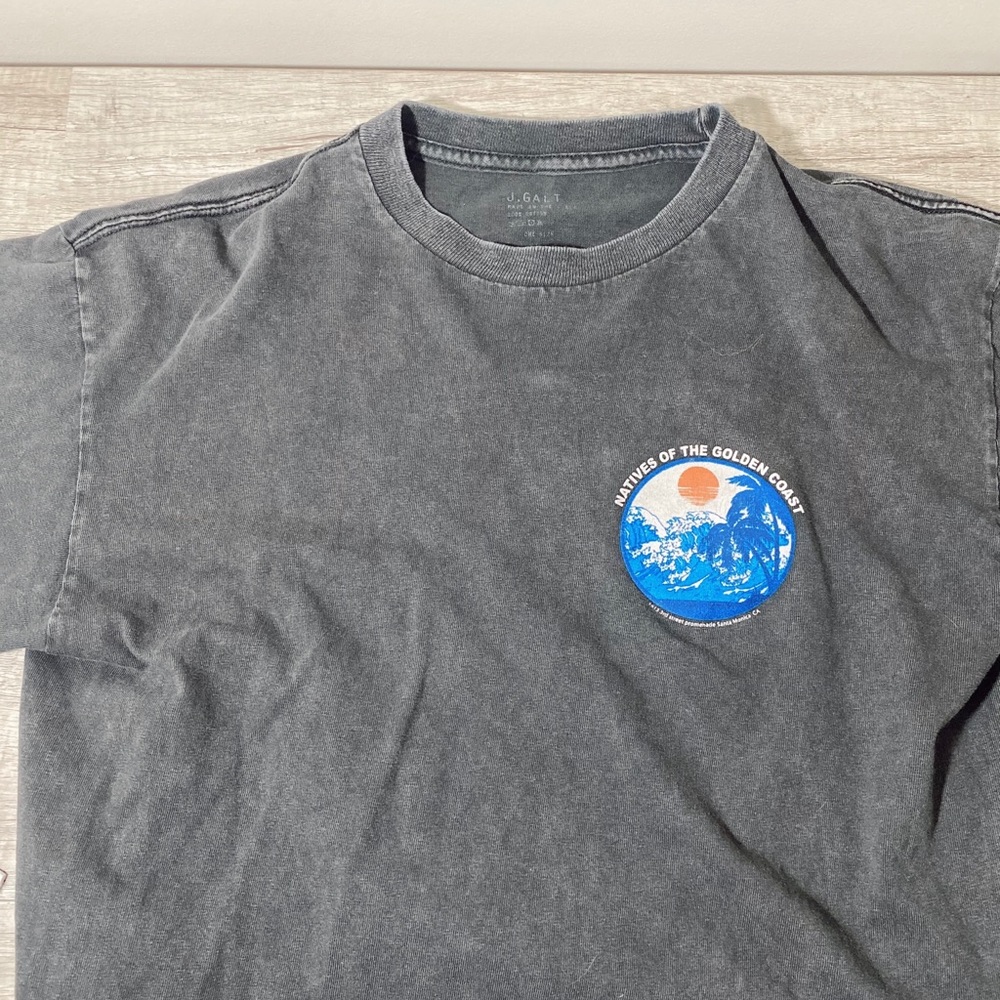 brandy melville golden coast cropped tee